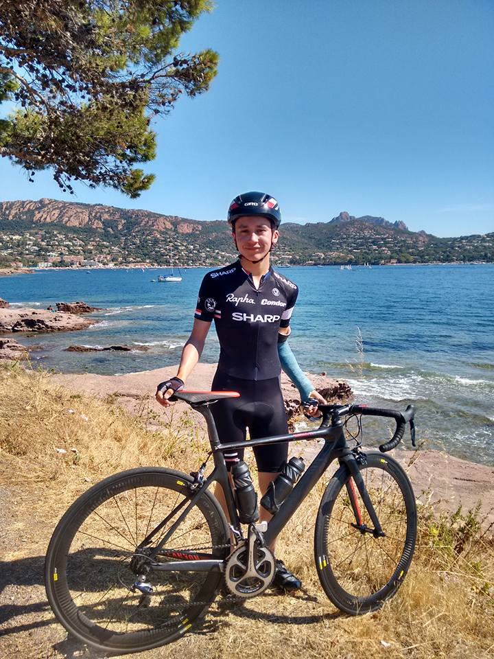 11898565_10153572473617002_8952160082000051534_n