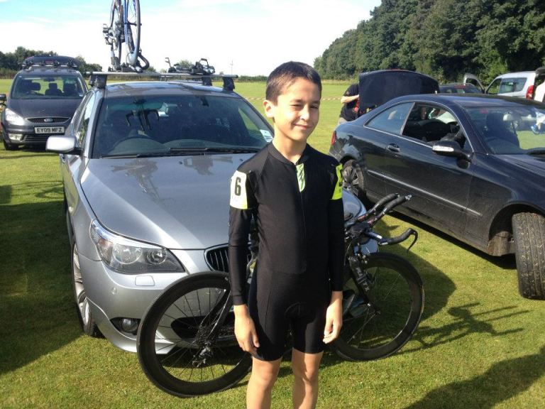 579961_10151125360234898_159662598_n